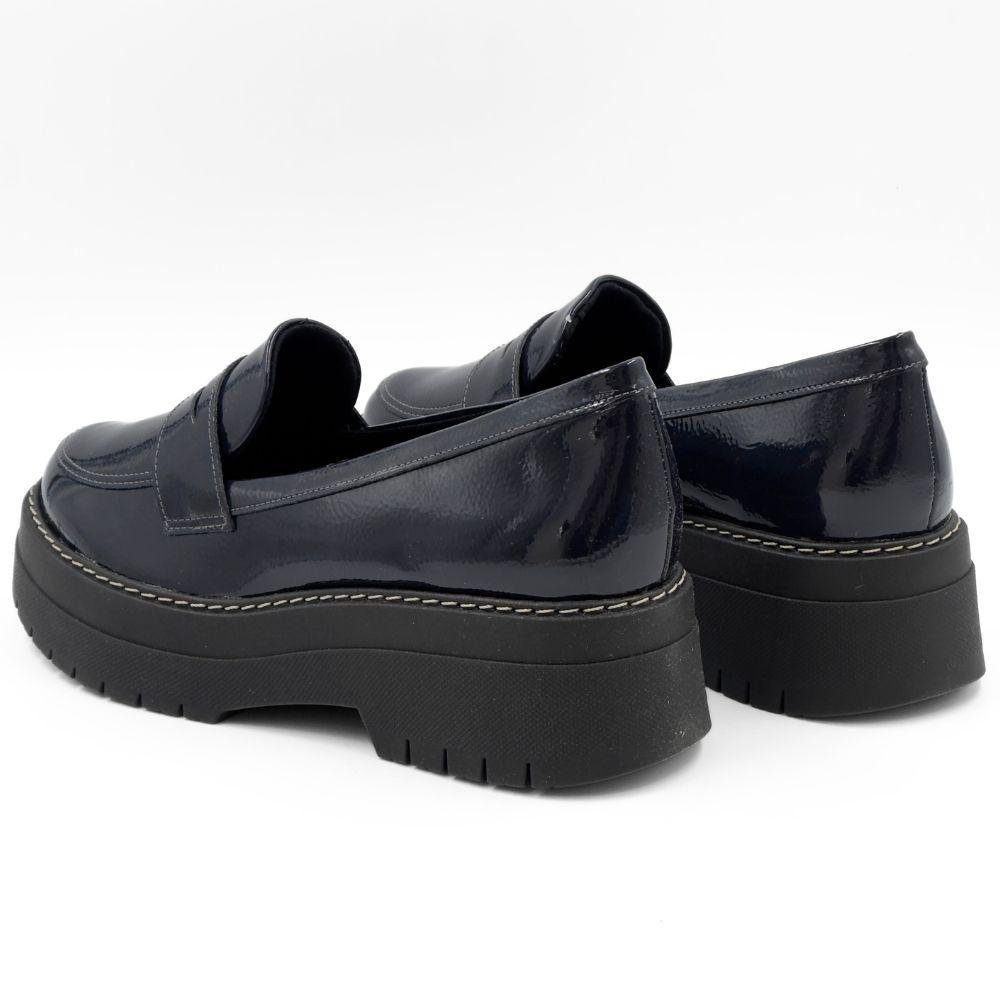 Sapato Piccadilly Loafer em Verniz Feminino Marinho 3