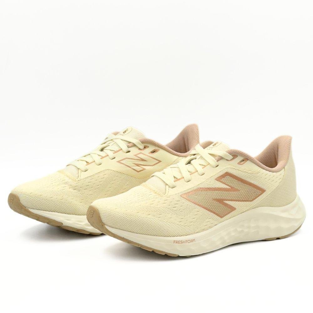 Tênis New Balance Esportivo Warishiv4 com Cadarço Feminino Bege 2
