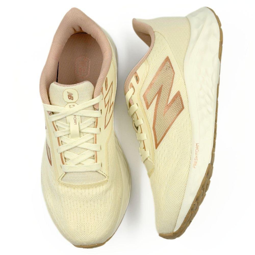 Tênis New Balance Esportivo Warishiv4 com Cadarço Feminino Bege 4