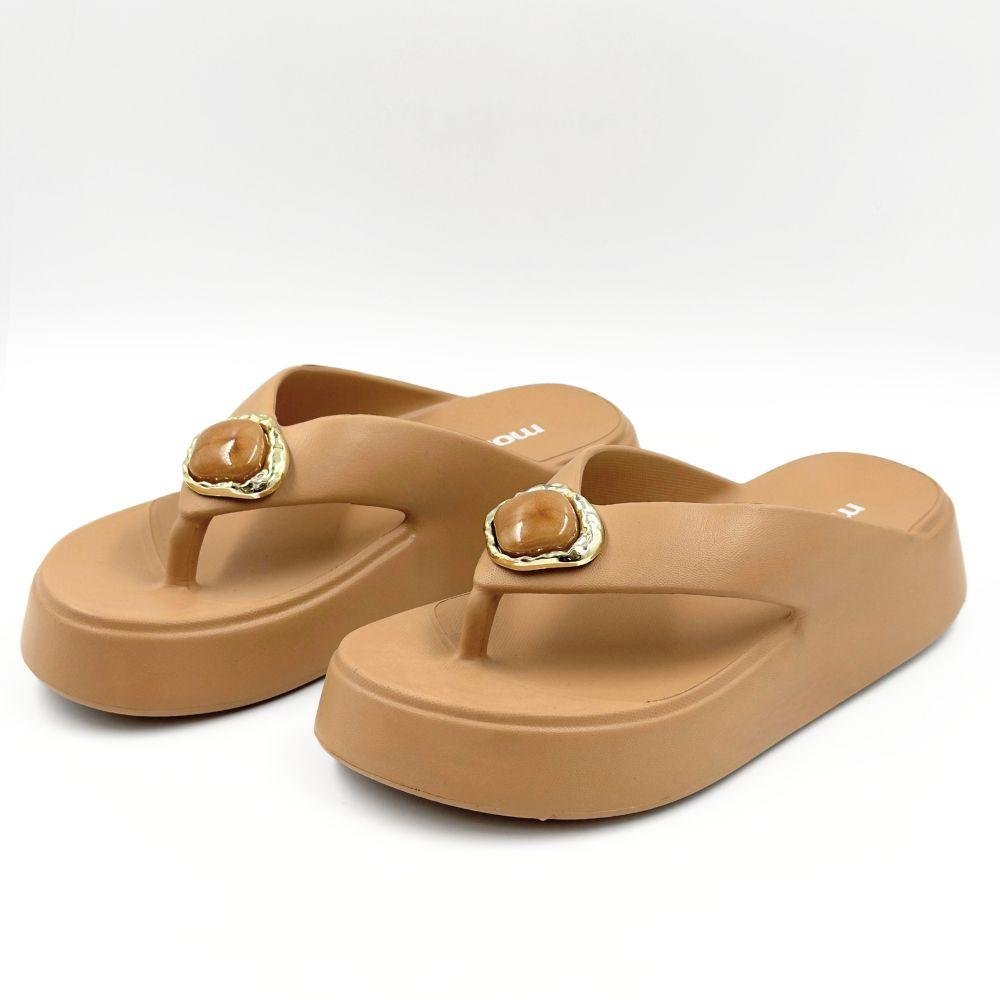 Tamanco Moleca Tira Larga Flatform com Aplicação Feminino Nude 2