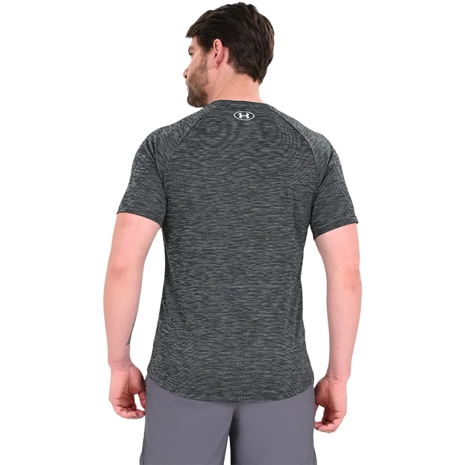 Camiseta Under Armour Tech Textured Masculino Cinza 2