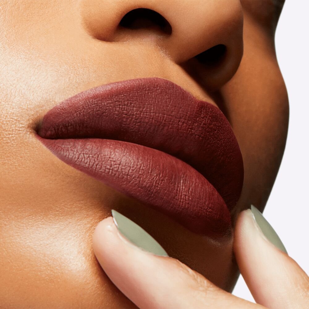 Batom Líquido MAC Locked Kiss Ink Matte Carnivore 4