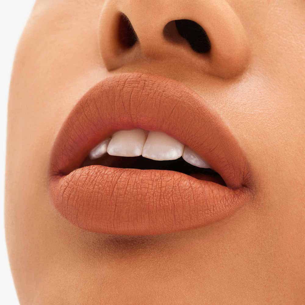 Batom Matte MAC Locked Kiss - Teaser Teaser 3