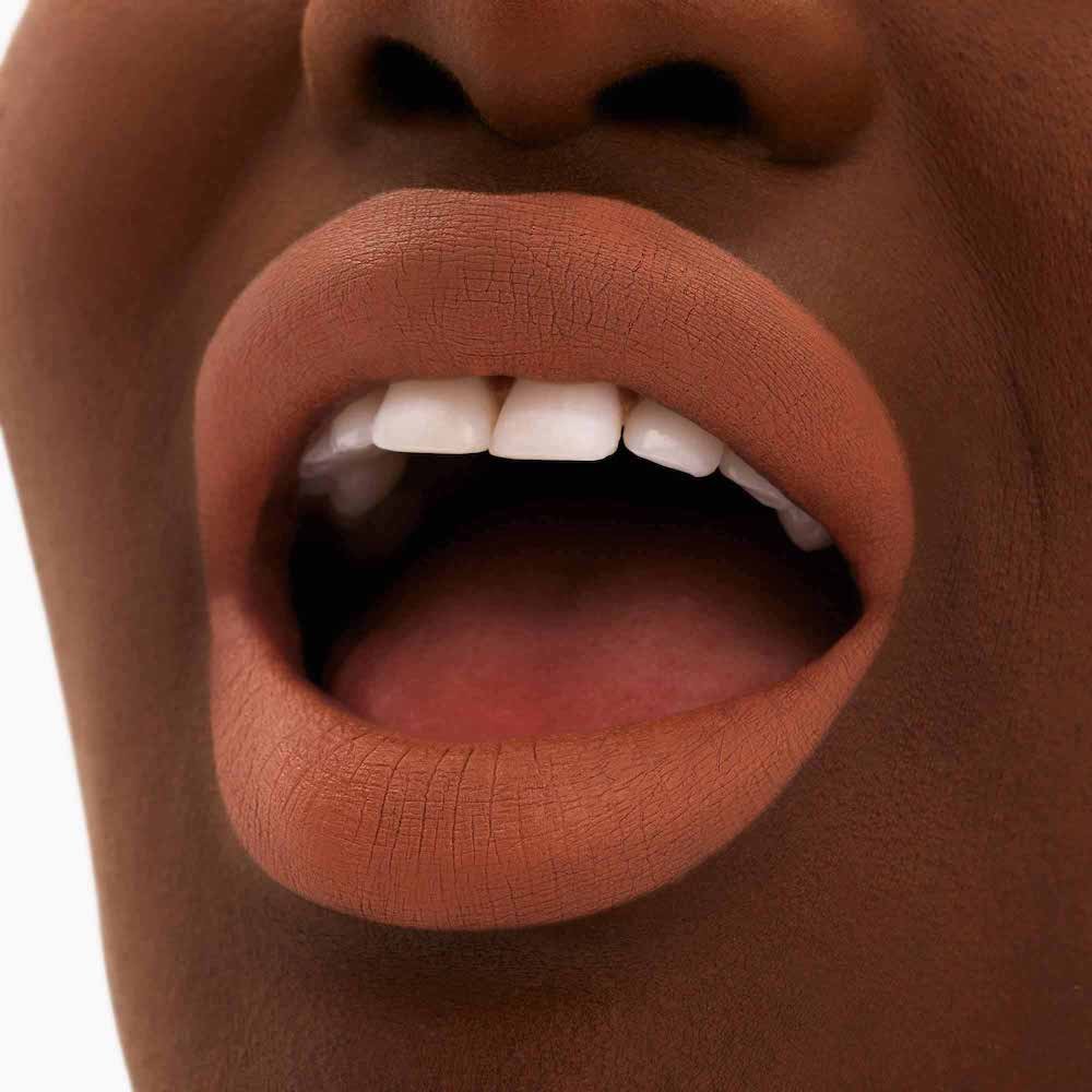 Batom Matte MAC Locked Kiss - Teaser Teaser 5