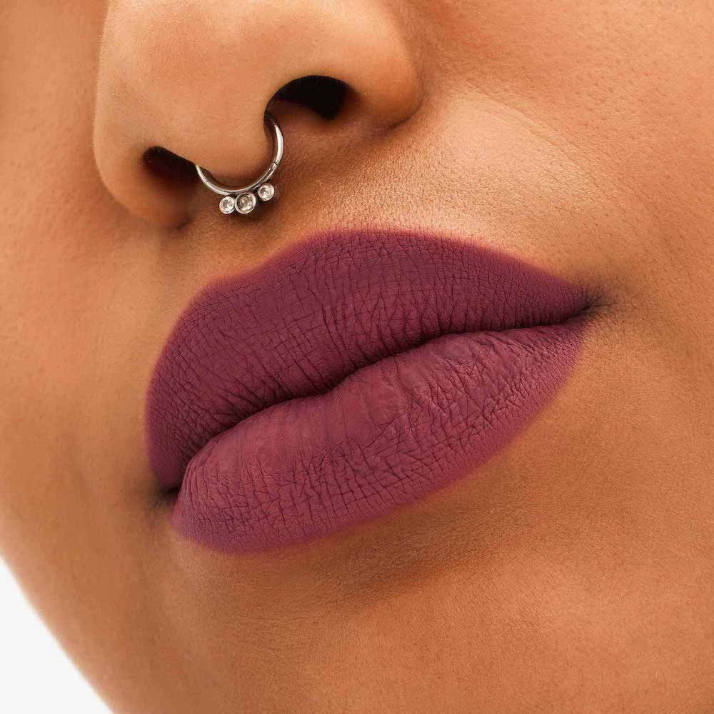 Batom Matte MAC Locked Kiss Opulence 3