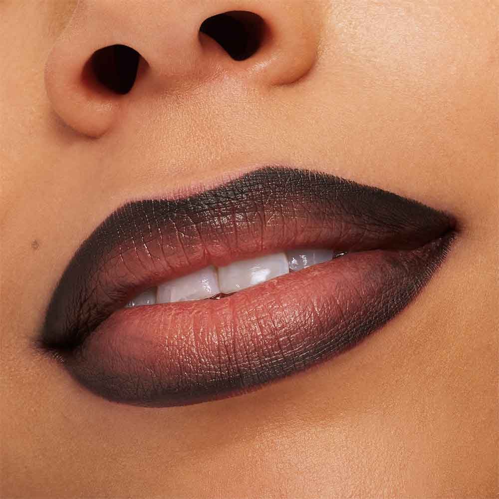 Lápis Delineador Labial MAC - Caviar Caviar 3