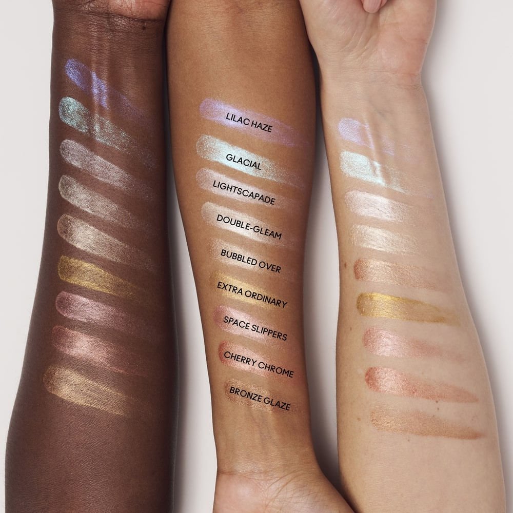 Iluminador Líquido MAC Skinfinish Lightstruck Extra Ordinary 3