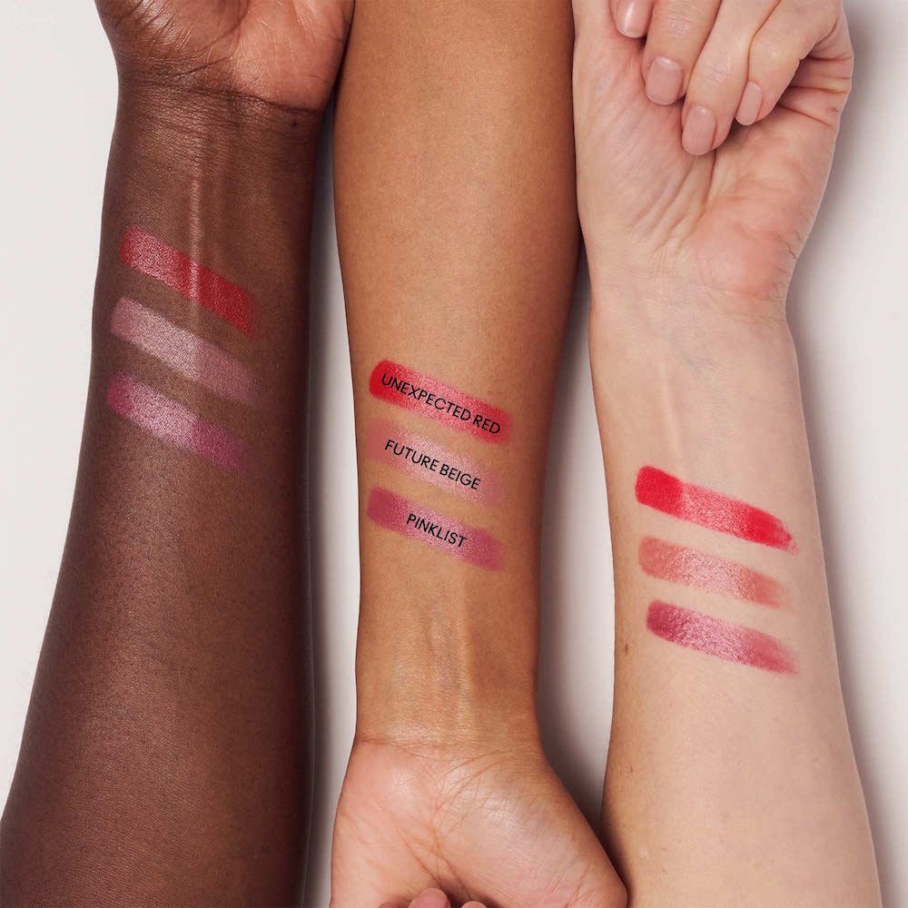 Batom Satin Mac M·A·Cximal Holiday Unexpected Red 3