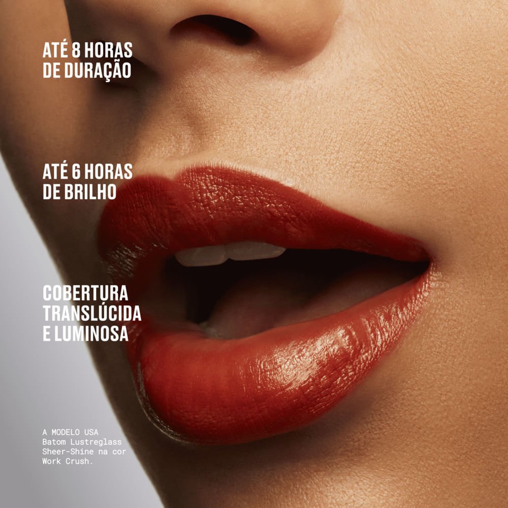 Batom MAC Hidratante Brilhante Lustreglass Sheer-Shine Local Celeb 4