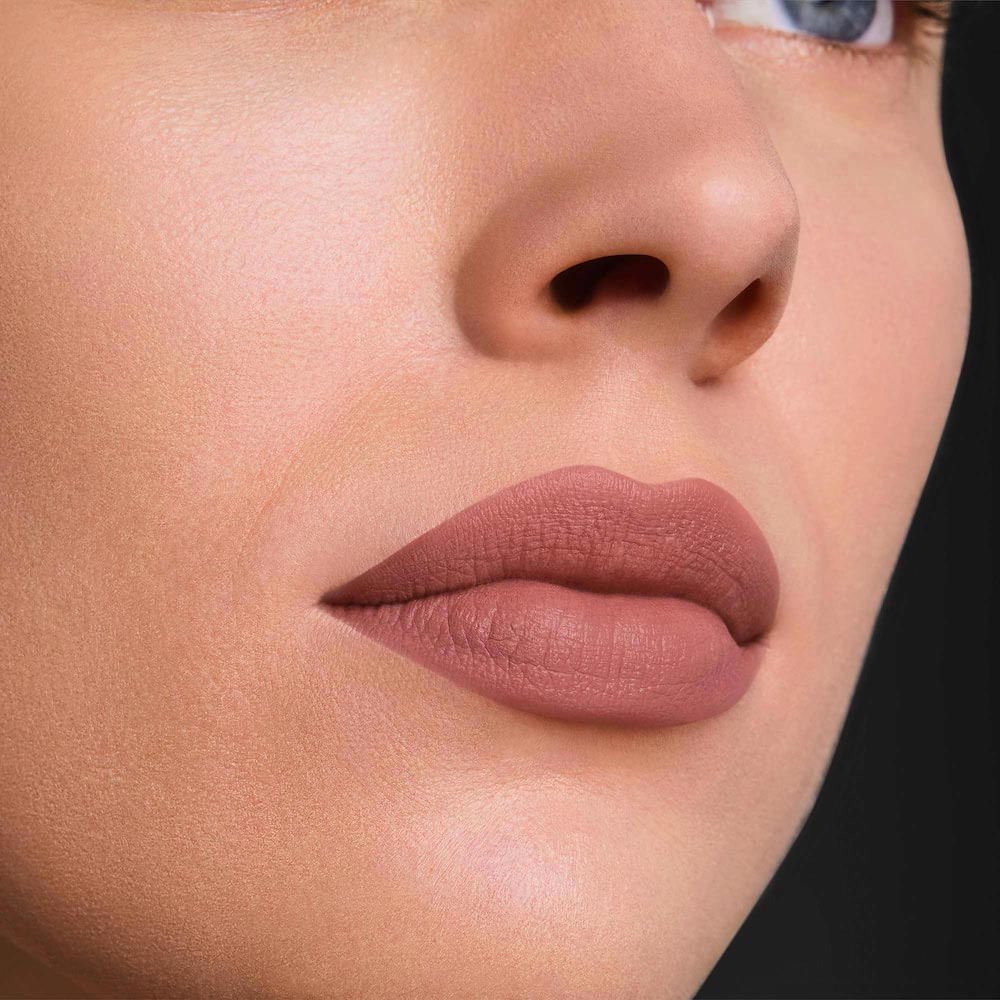 Batom Matte Estée Lauder Pure Color  - Suit Up Suit Up 2