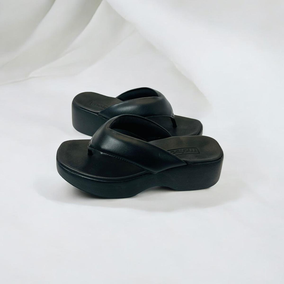 Tamanco Moleca Tipo Chinelo Plataforma Feminino Preto 2