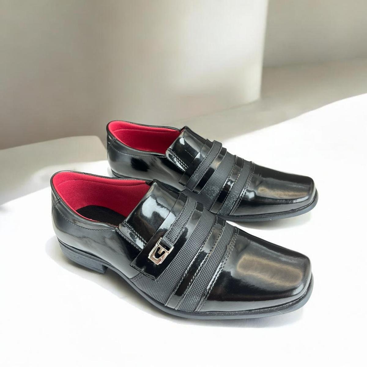 Sapato Maschili Verniz Estiloso Preto 3