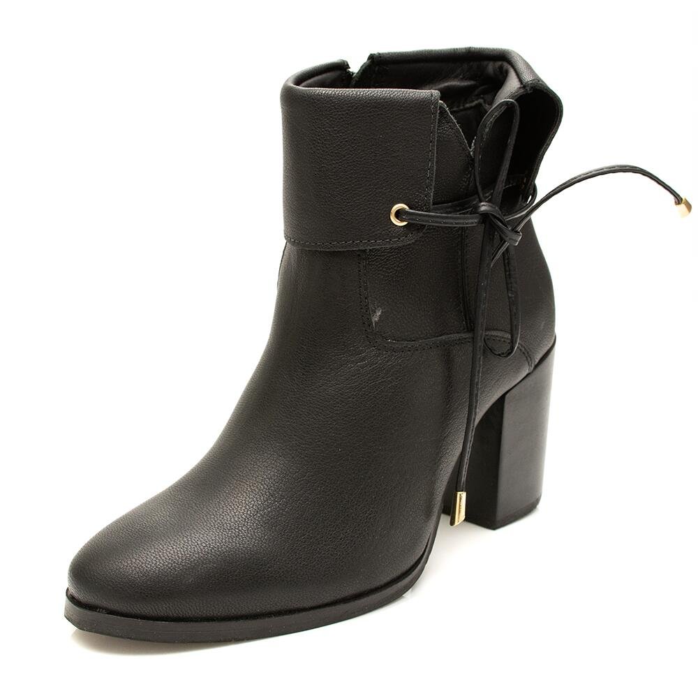Bota Pattini em Couro Laço Preto Preto 3