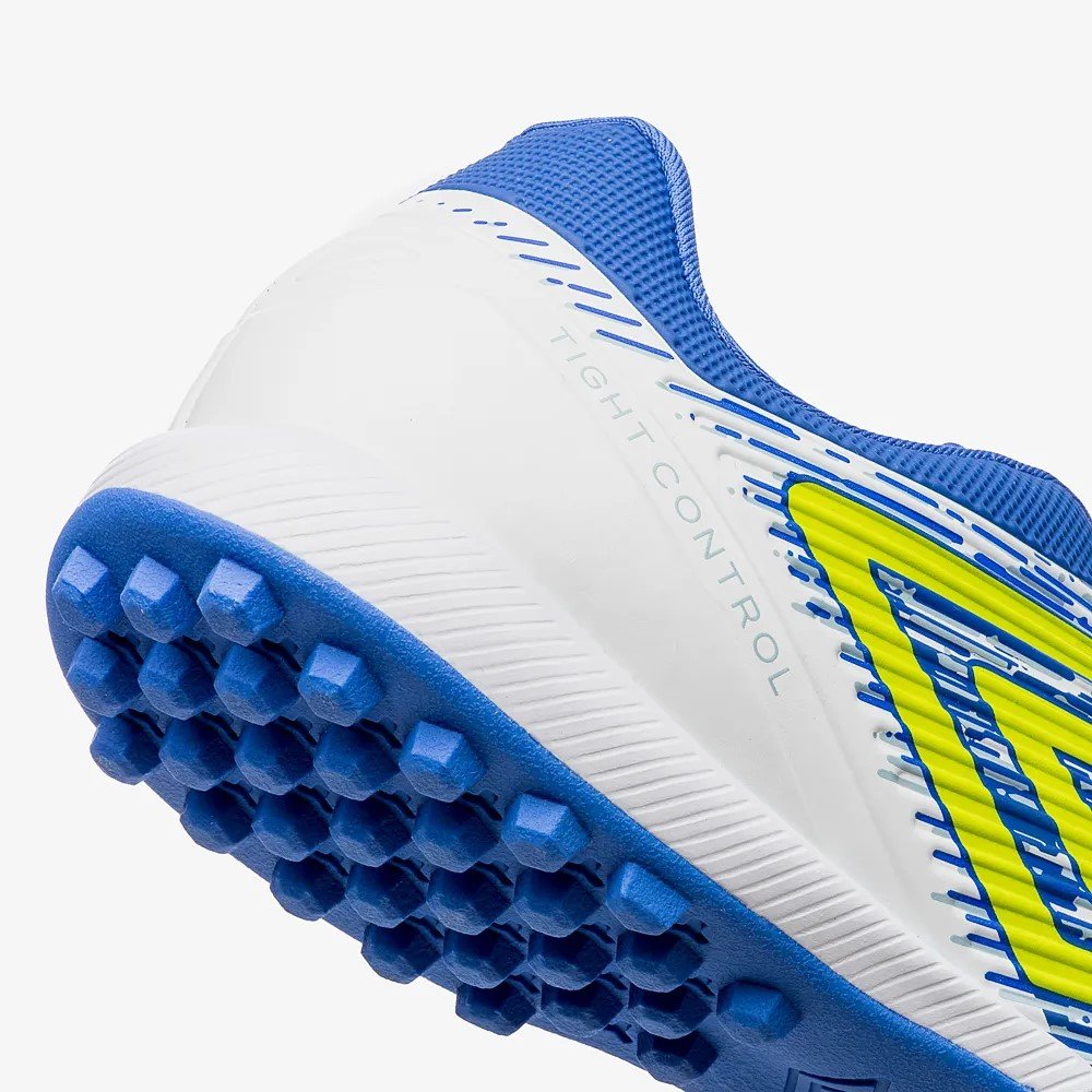 Chuteira Umbro Society Gravity Masculina - Royal e Branco Azul 6