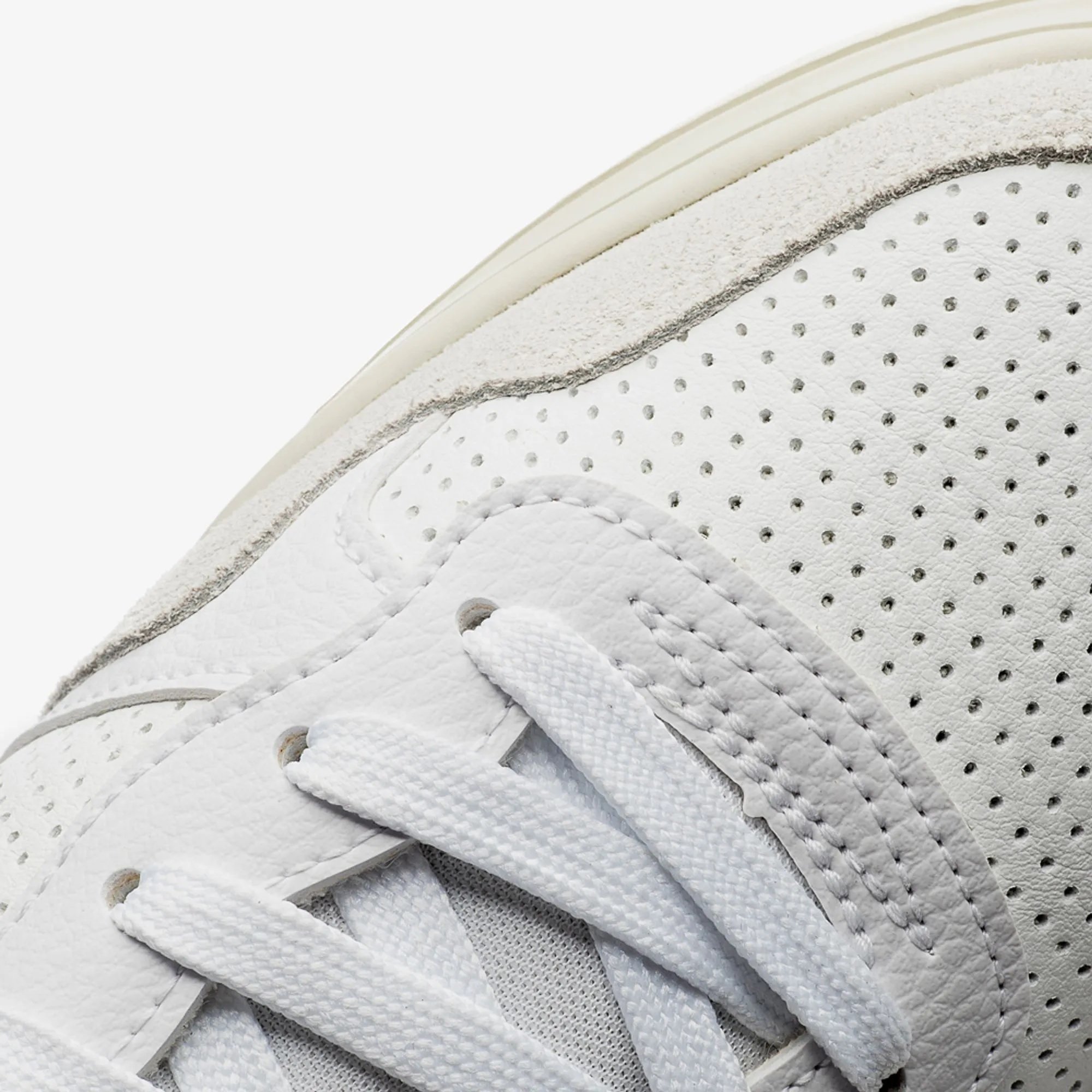 Tênis Fila Club II Feminino - Branco Branco 8