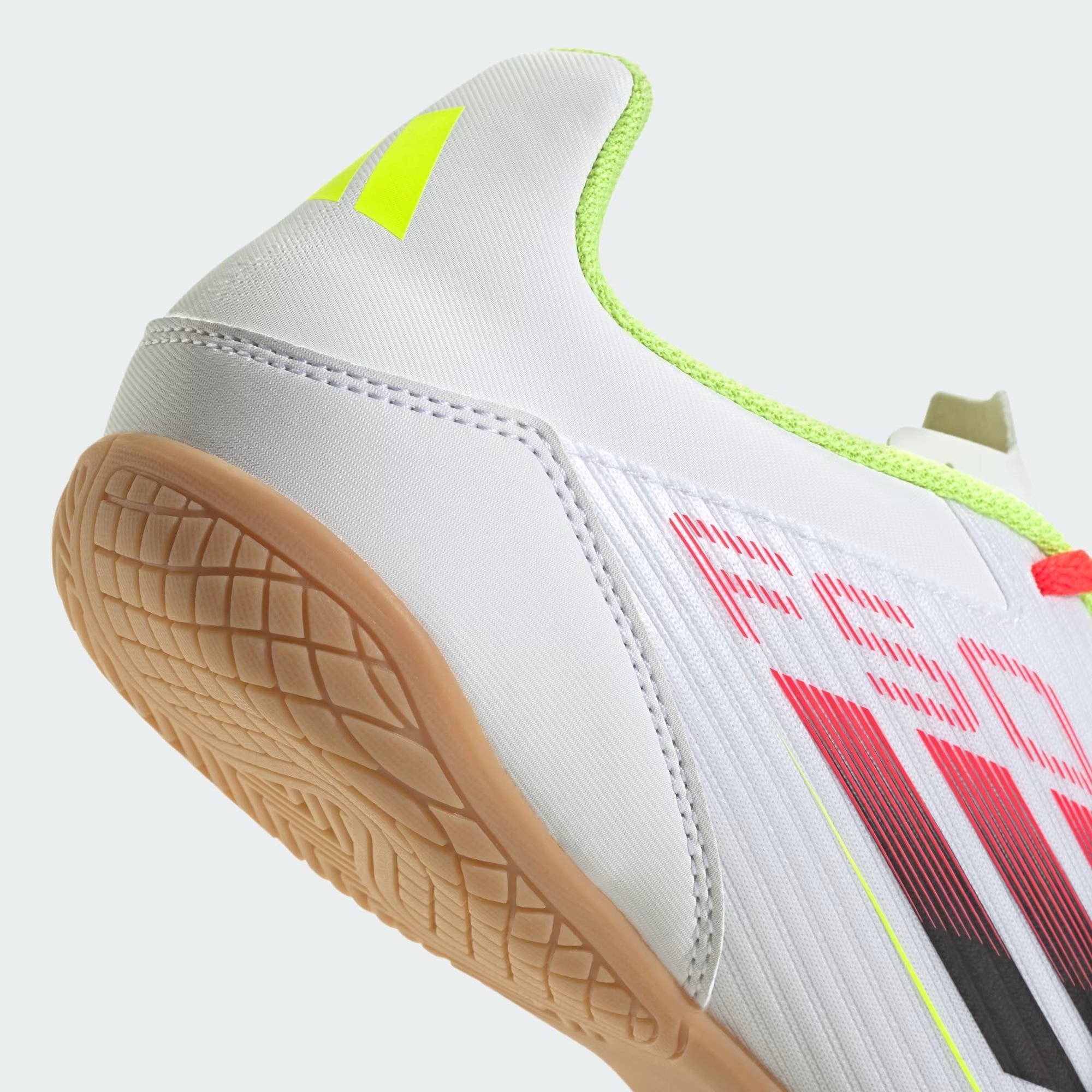 CHUTEIRA ADIDAS F50 CLUB SALÃO MASCULINO Branco 8