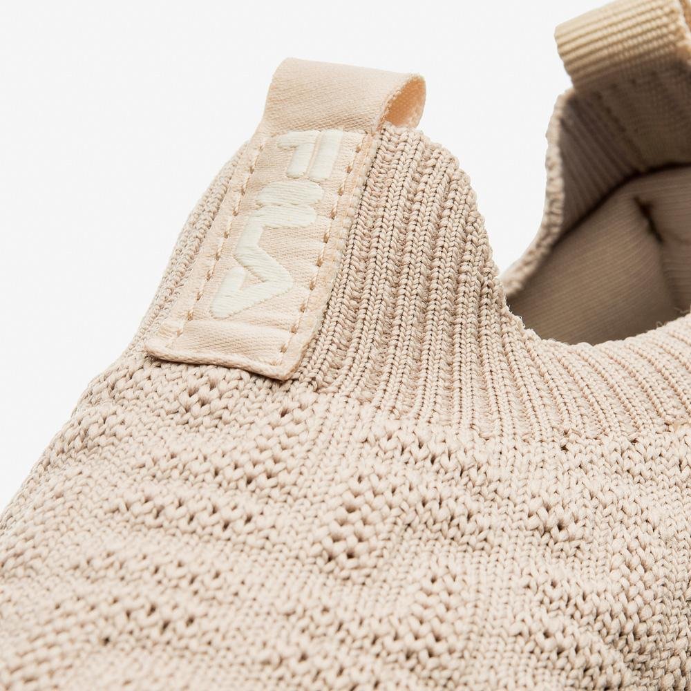 Tênis Fila Sonic Feminino Bege 8