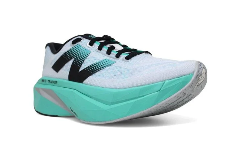 Tenis New Balance Fuelcell Supercomp Trainer V3 - masculino - branco e verde Branco/Verde 2