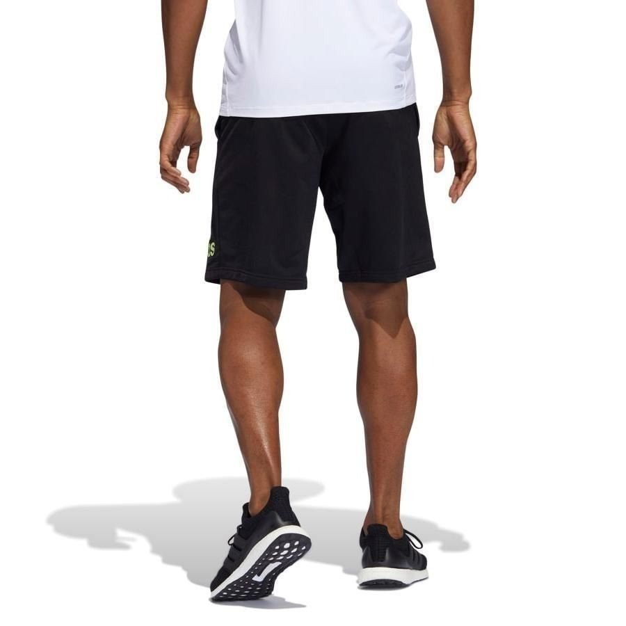 Bermuda Adidas Knit Logo - masculino - preto e amarelo Preto 3