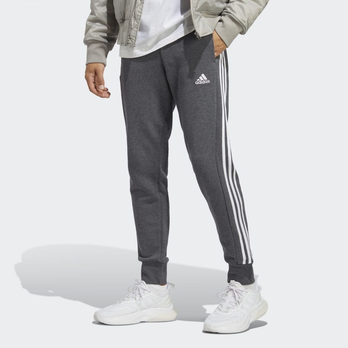 Calca Adidas 3 Stripes French Terry - masculino - cinza e branco