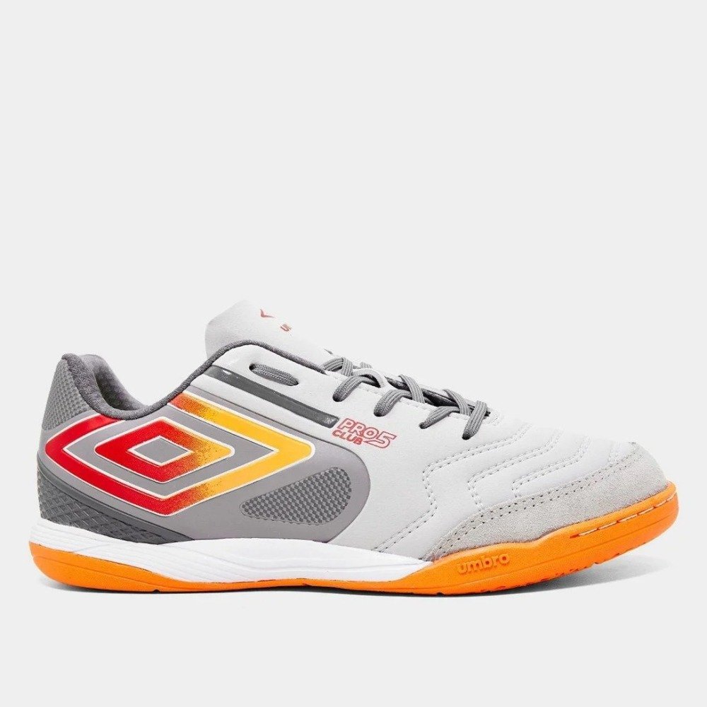 Tênis Futsal Umbro Pro 5 Bump - masculino - cinza e laranja