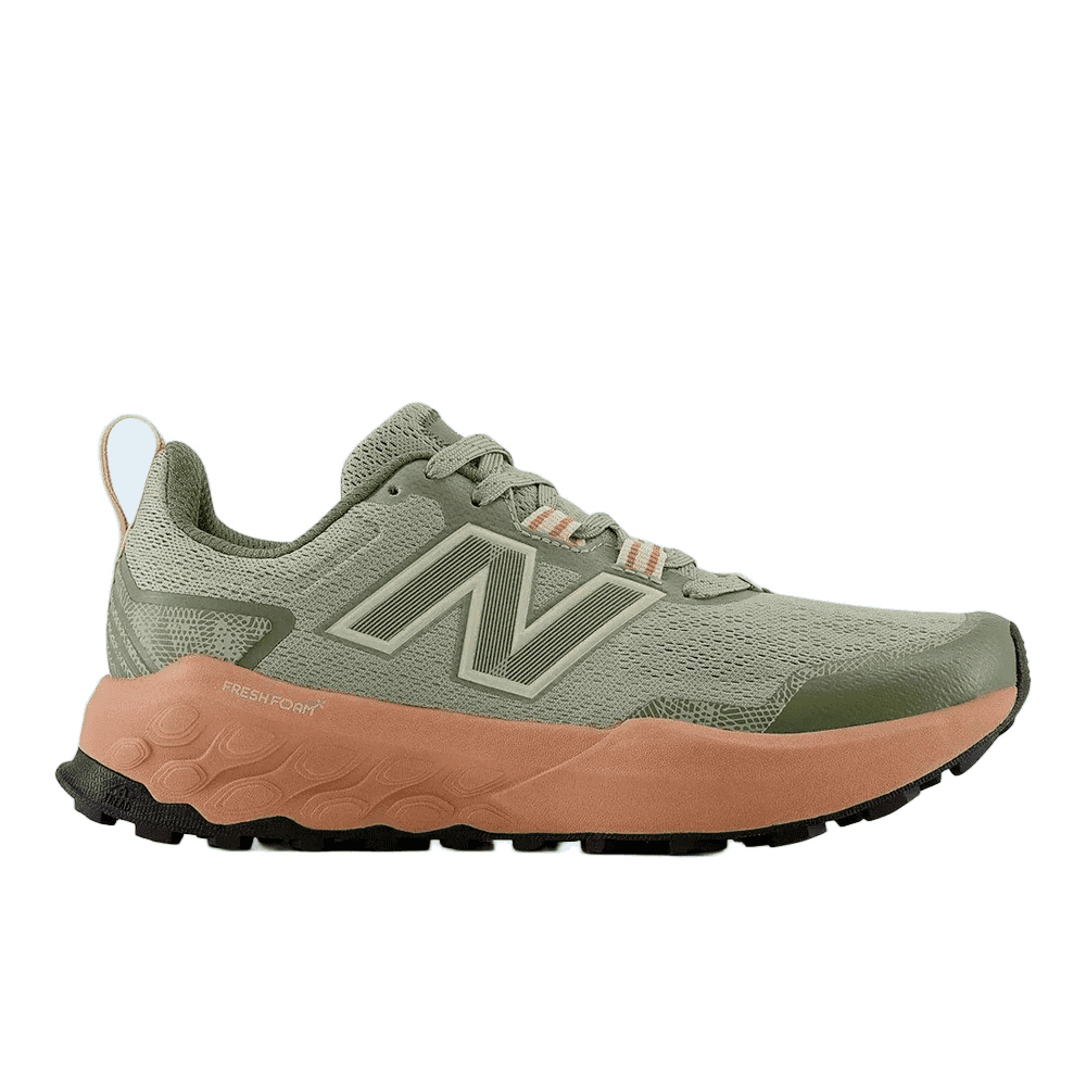 Tênis New Balance Fresh Foam Garoév2 - feminino - verde oliva