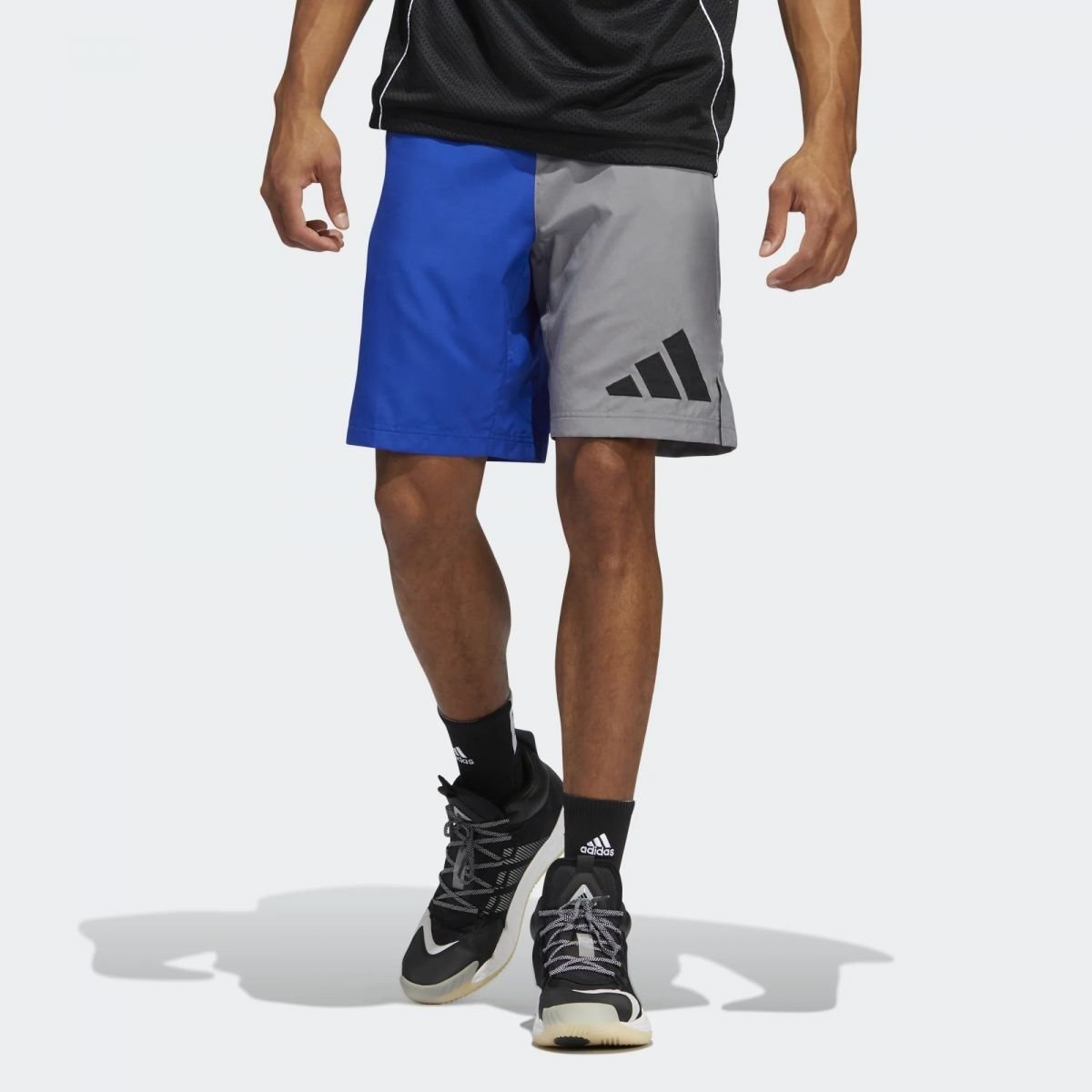 Bermuda Adidas Basquete Value - masculino - cinza e azul marinho
