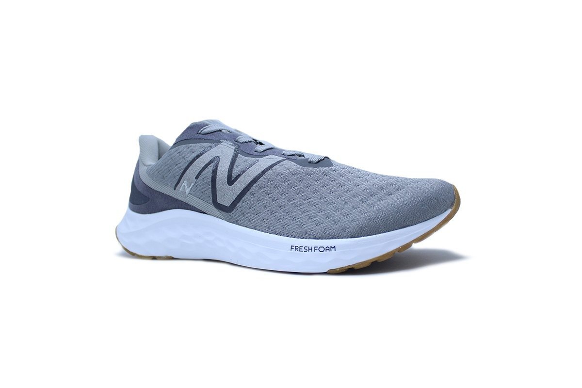 Tenis New Balance Arishiv4 - masculino - cinza e branco Cinza 2