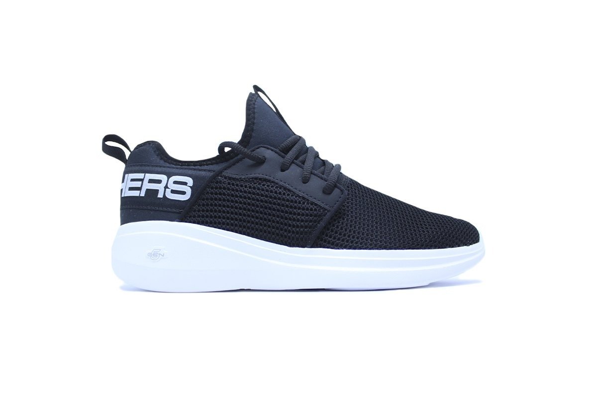 Tenis Skechers Go Run Fast Valor - masculino - preto e branco