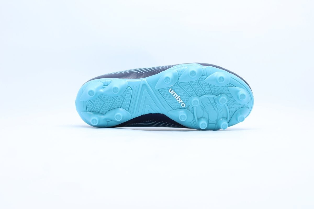 Chuteira Campo Umbro F5 Light infantil - unissex - azul marinho e azul Azul 4