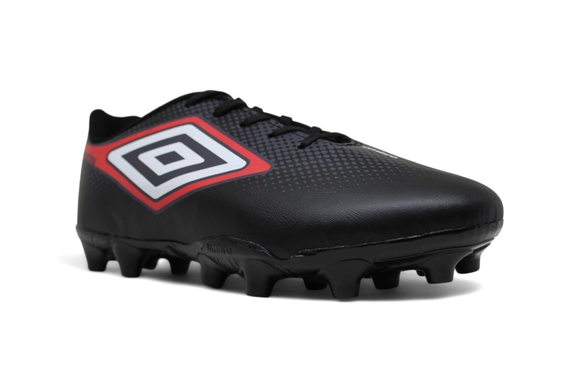 Chuteira campo Umbro Cannon - unissex - preto e vermelho Preto 2