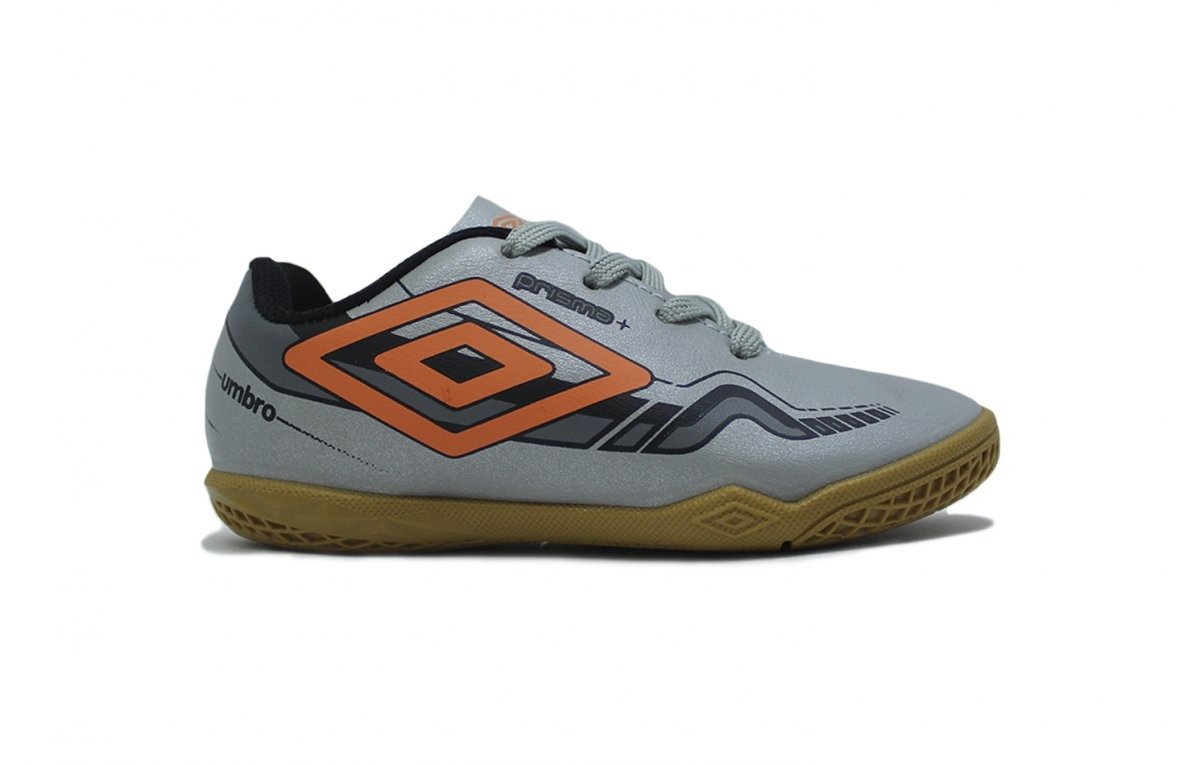 Chuteira futsal Umbro Prisma Jr infantil - unissex - cinza e laranja