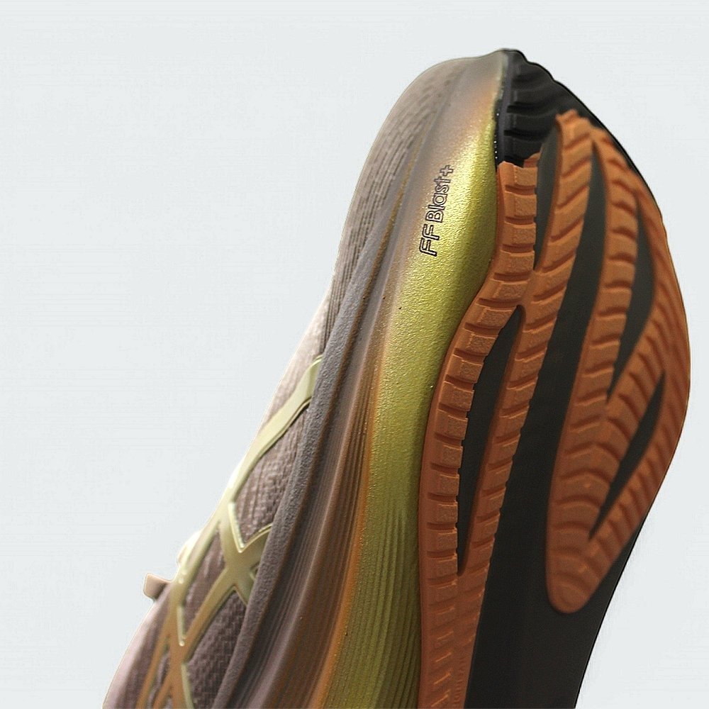 Tenis Asics Gel Nimbus 27 Luxe - feminino - bege e marrom Marrom 5