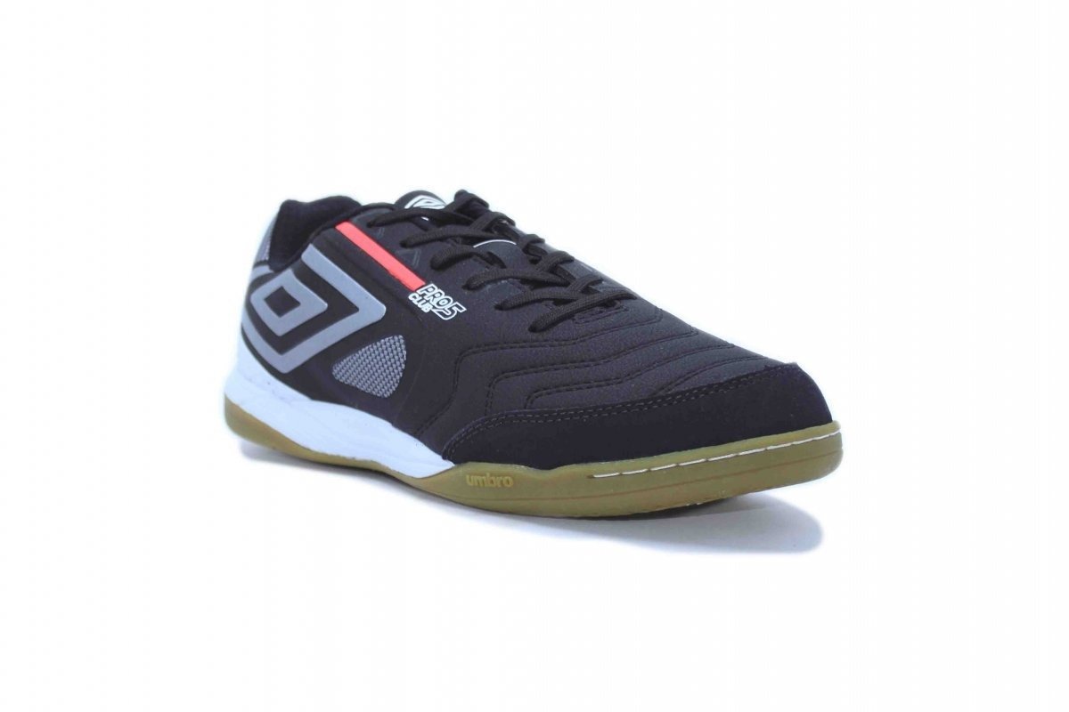 Tenis futsal/indoor Umbro Pro 5 Bump Club - unissex - preto e vermelho Preto 2