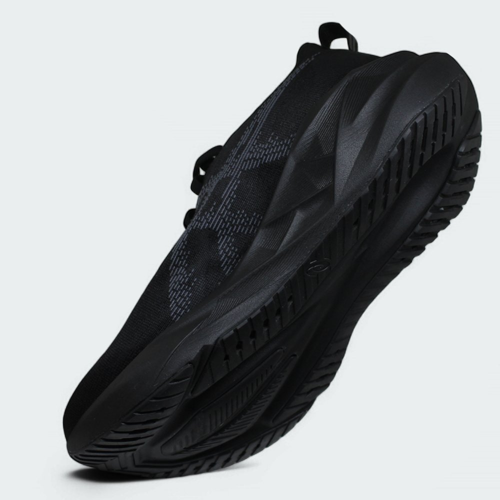 Tenis Asics Novablast 5 - masculino - preto Preto 14