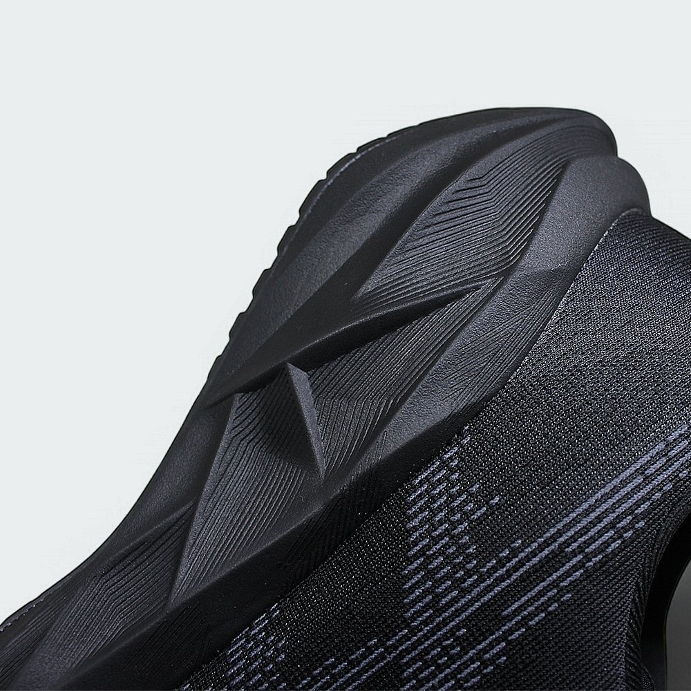 Tenis Asics Novablast 5 - masculino - preto Preto 7