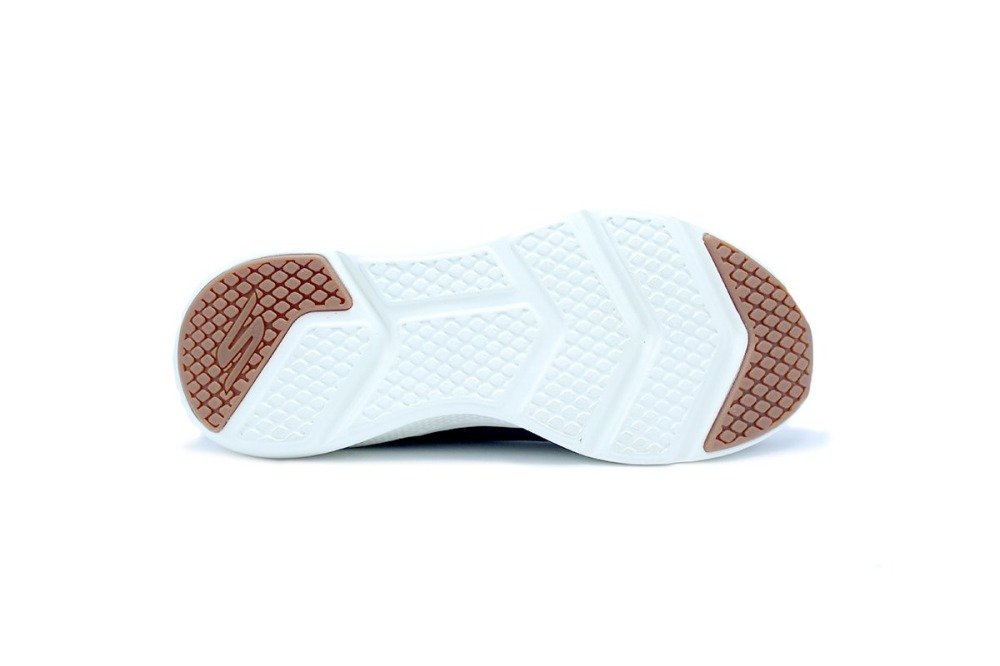 Tenis Skechers Go Run Elevate Upraise - masculino - preto e branco Preto 4