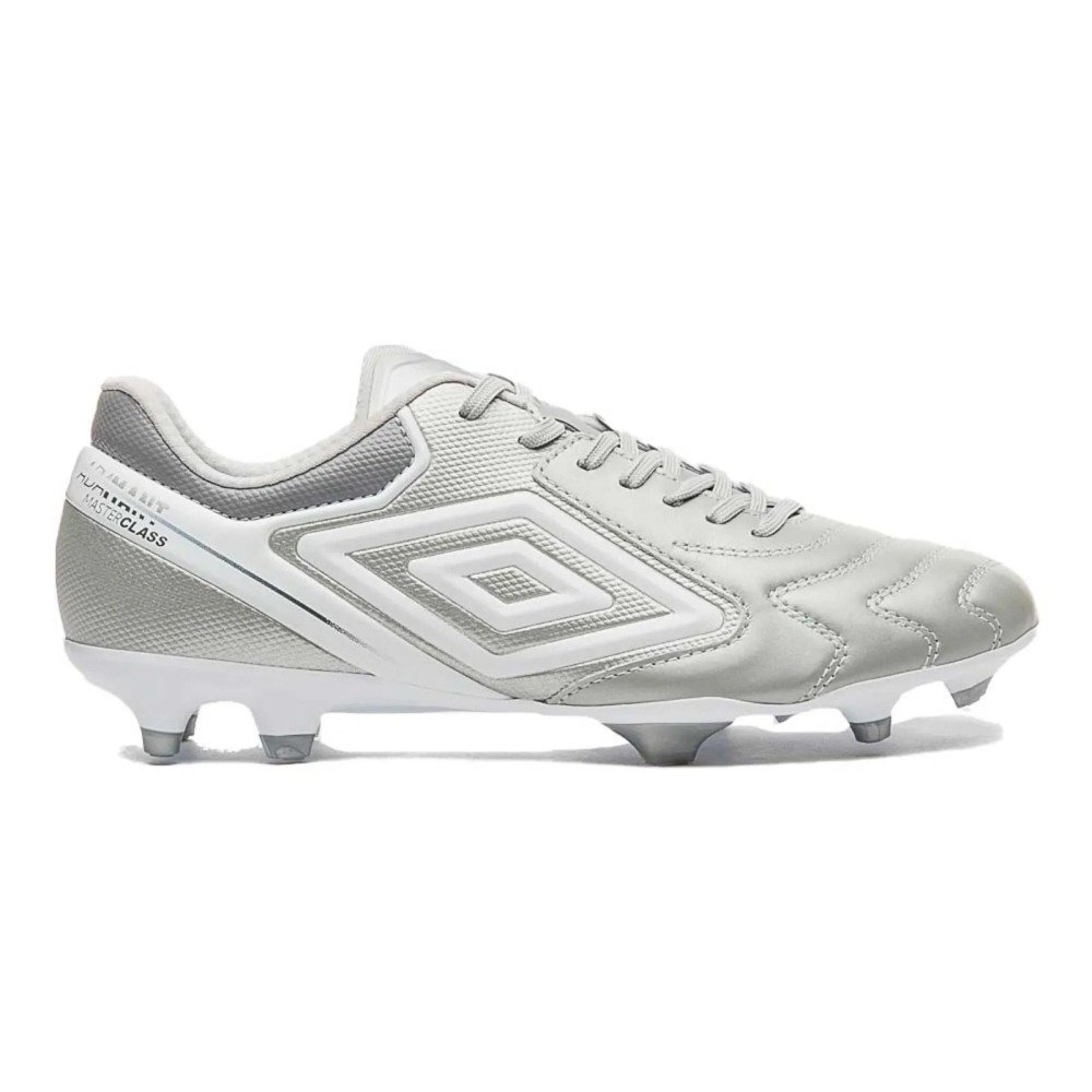 Chuteria Campo Umbro Adamant Master Class Premier - masculino - cinza e branco