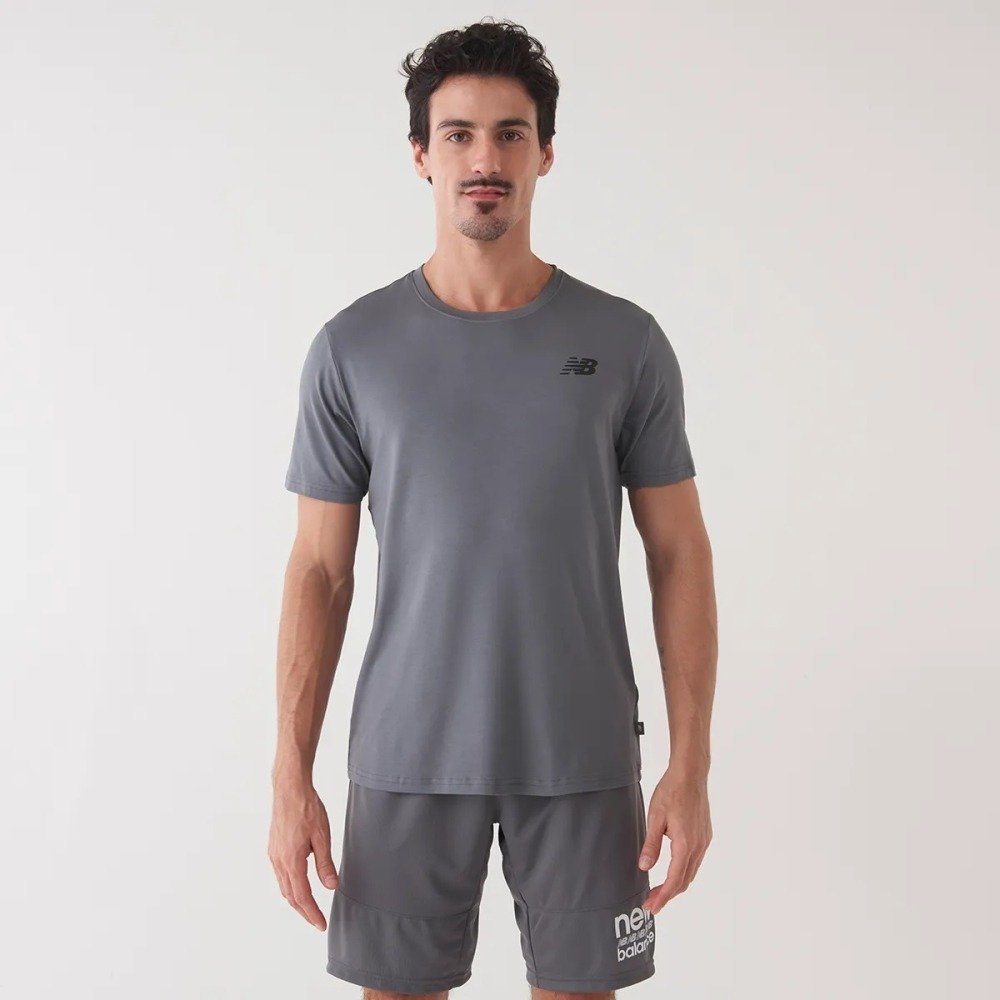 Camiseta New Balance Active Logo - masculino - cinza
