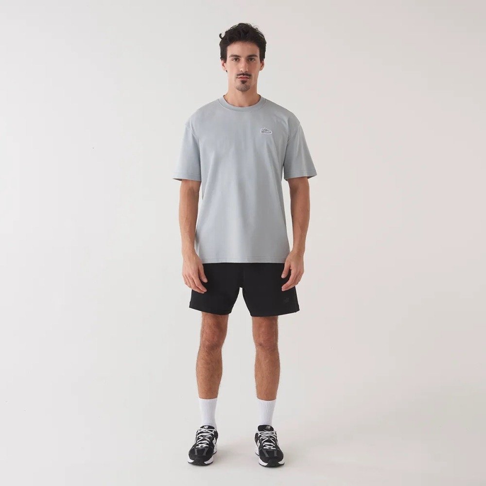 Camiseta New Balance Athletics 550 Patch - masculino - cinza mescla