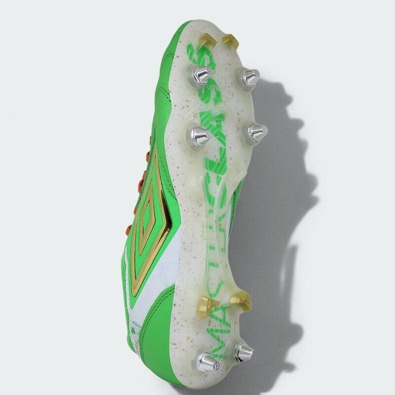 Chuteira Umbro Campo Adamant Master Class Pro Sg Stp - masculino - verde Verde 7