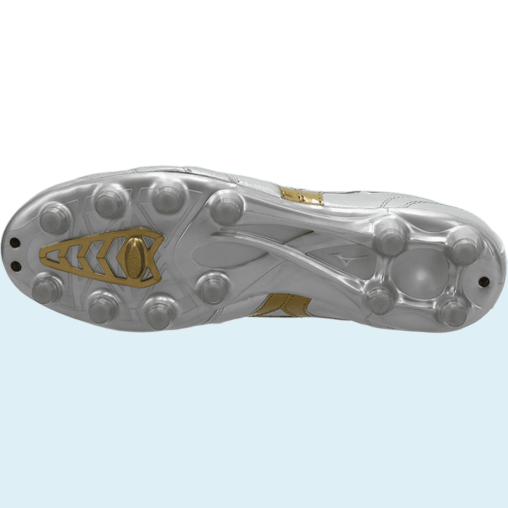 Chuteira Campo Mizuno Morelia II Pro - masculino - prata e dourado Prata 2
