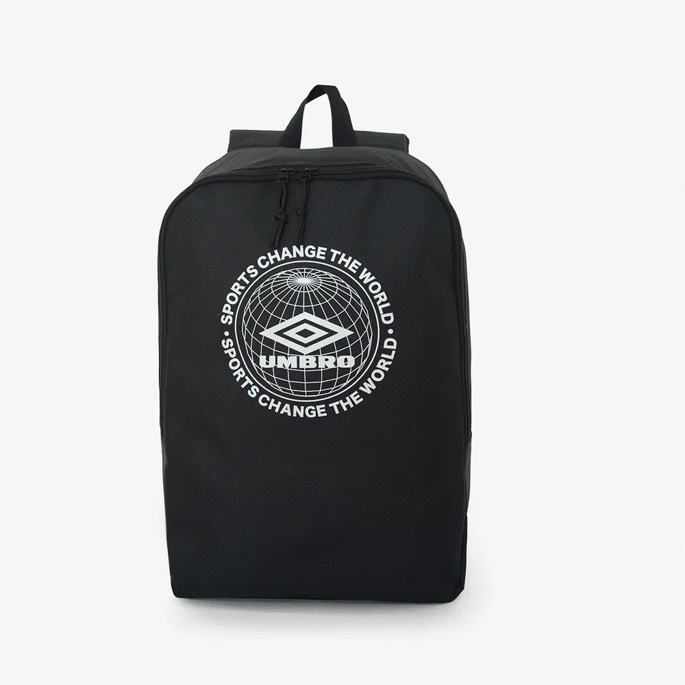 Mochila Umbro Change The World - unissex - preto e branco