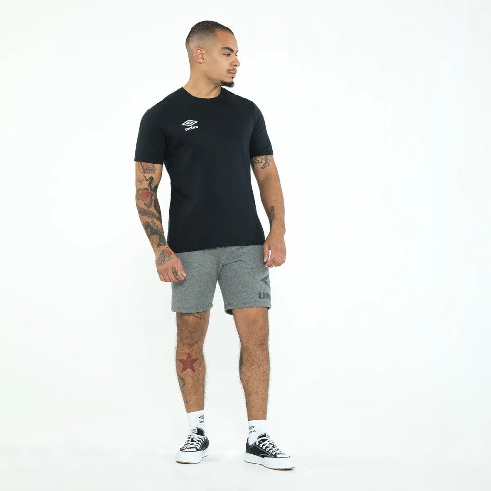 Camiseta Umbro M/C Essential - masculino - preto e branco Preto 6