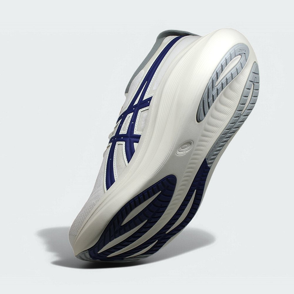 Tenis Asics Gel Nimbus 27 - masculino - bege e azul Bege 6