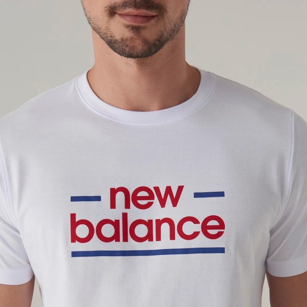 Camiseta New Balance Linear Lines - masculino - branco - vermelho e azul Branco 2