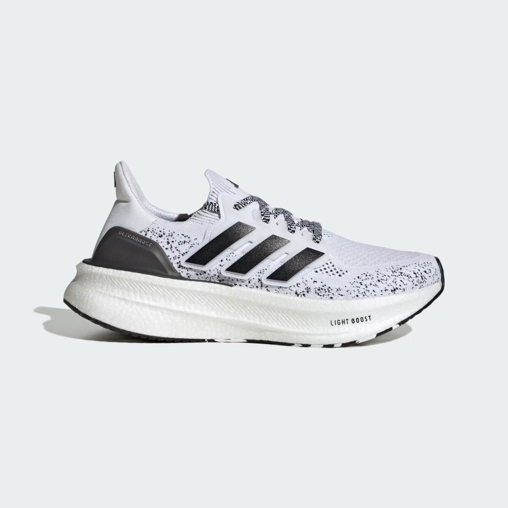 Tnis Adidas Ultraboost 5  masculino  branco e preto Branco