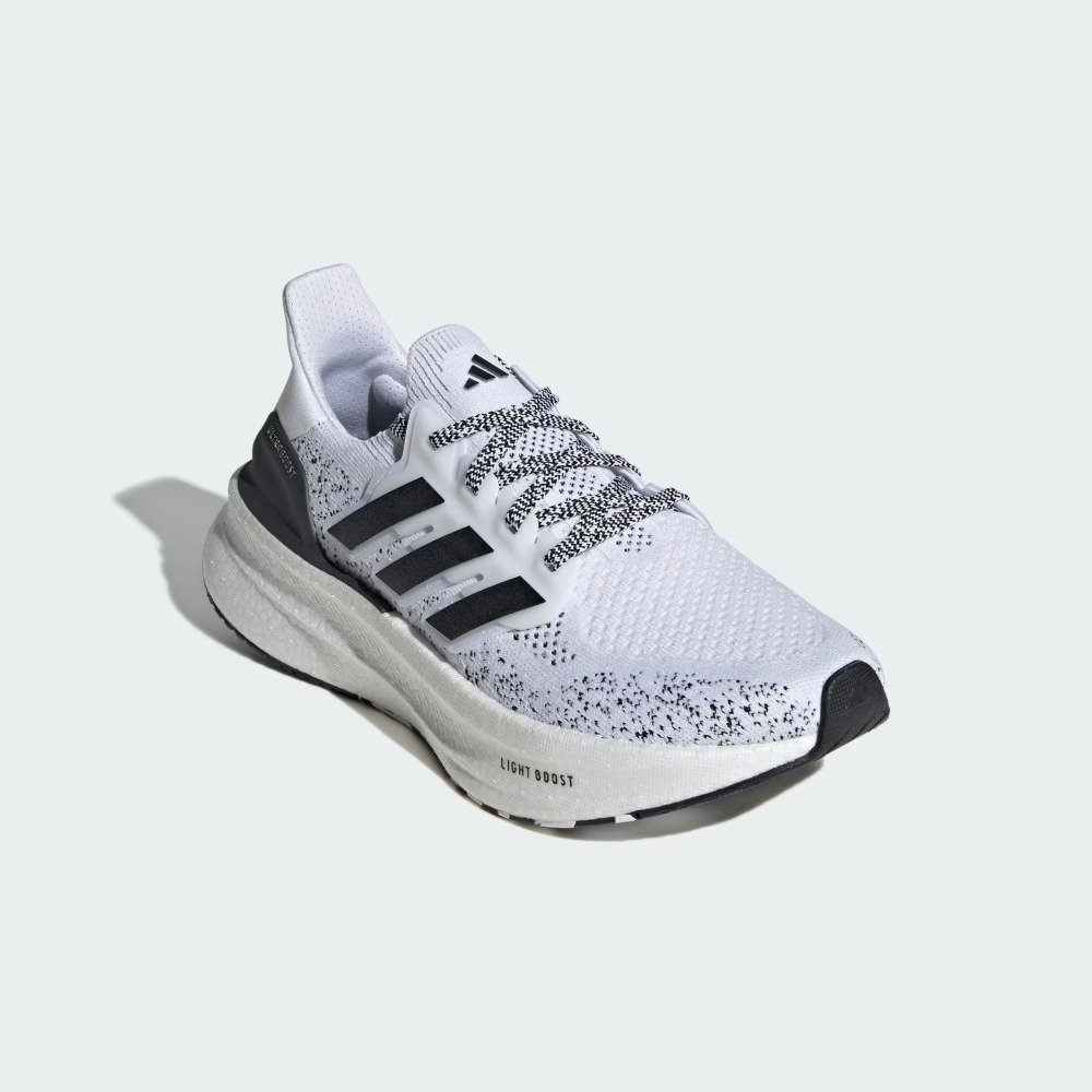 Tênis Adidas Ultraboost 5 – masculino – branco e preto Branco 4