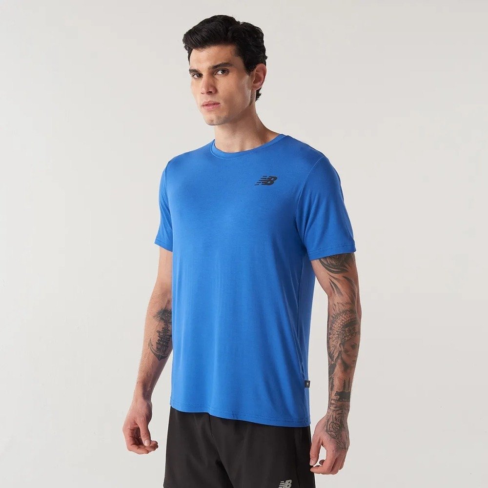 Camiseta New Balance Ative logo - masculino - azul e preto Azul 3