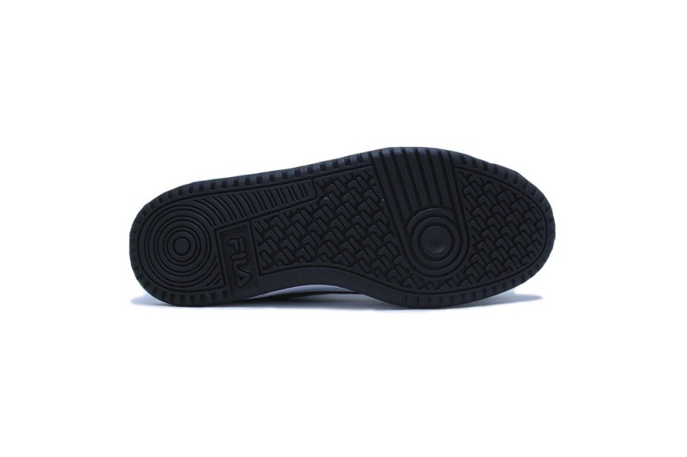 Tenis Fila Arcade Low - masculino - branco e preto Branco/Preto 4